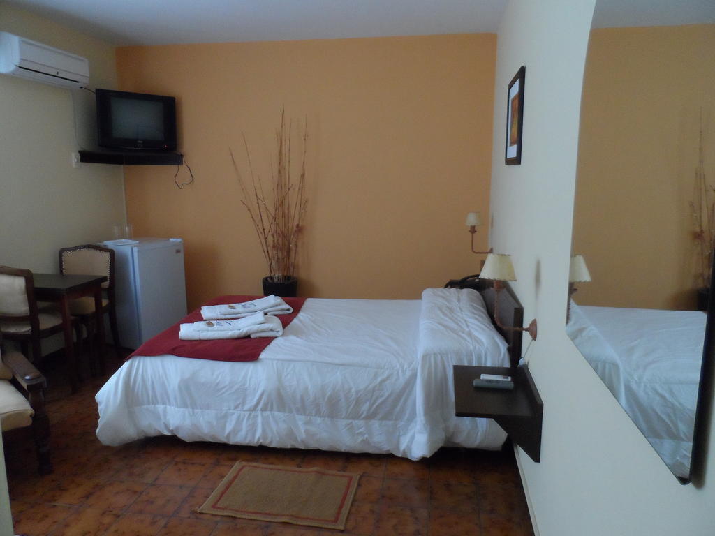 Hotel Минас Екстериор снимка