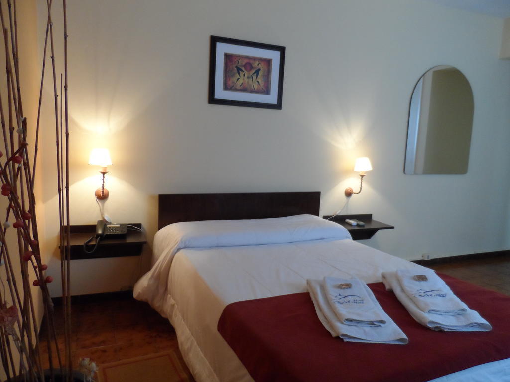 Hotel Минас Екстериор снимка